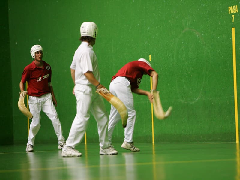 Trinquet Orok Bat