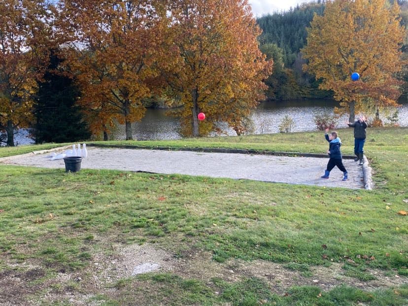 TERRAIN DE PETANQUE