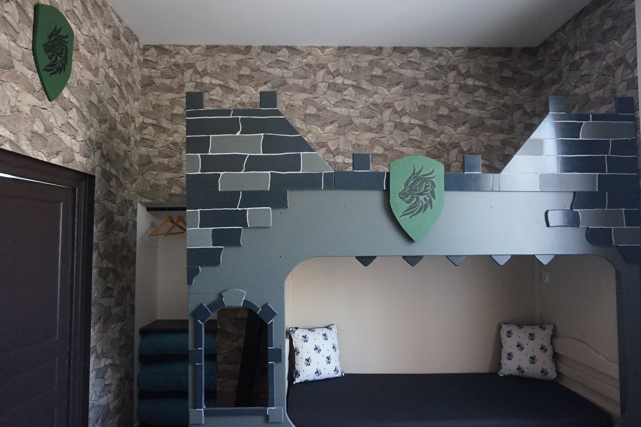 faye-labbesse-chambres-aux-chambres-des-sorciers-chambre2-lit
