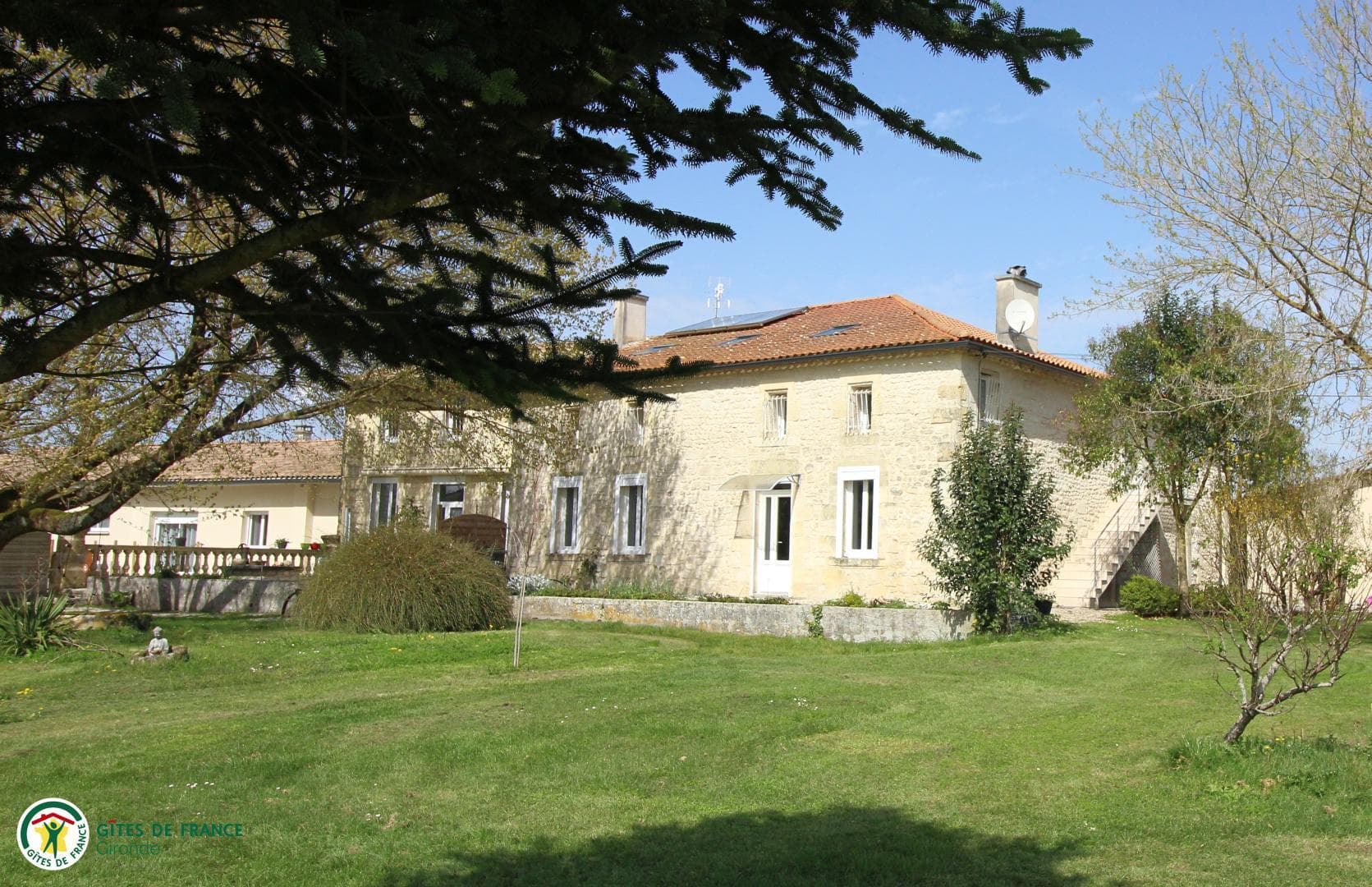 Château Pierre de Montignac