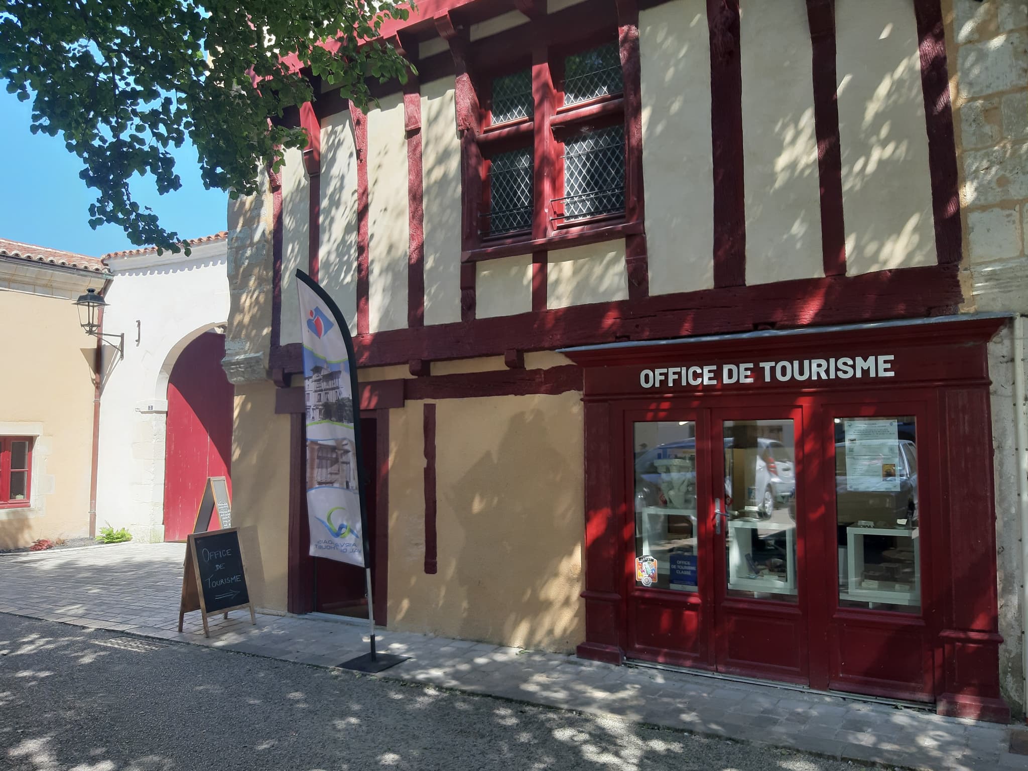 photo enseigne OT RVO 2023