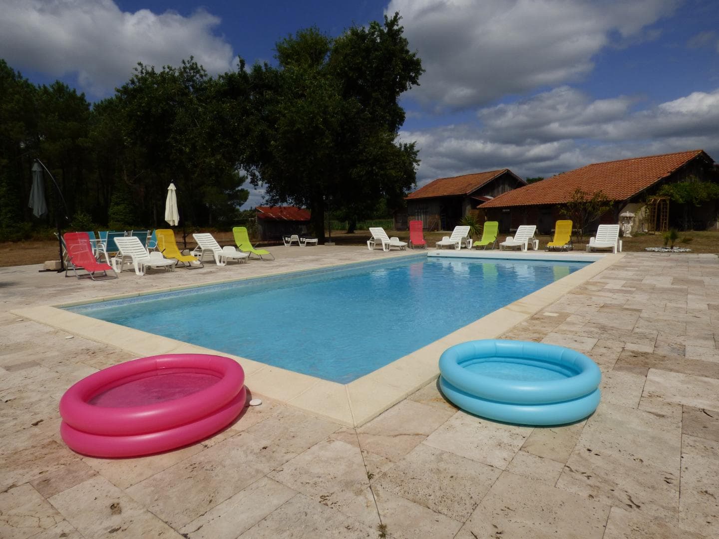 Piscine de la Ferme landaise à Taller Gîtes de France Landes