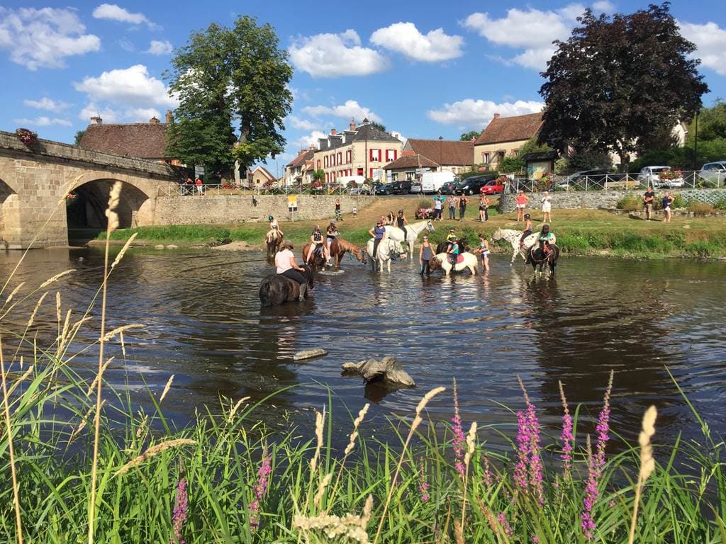 Cavaliers dans la Creuse