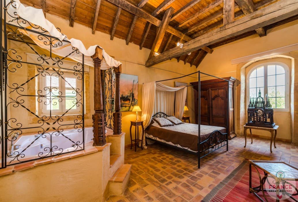 HLOAQU047FS003MD_Sauveterre_Eléonore_Gérard_chambre1