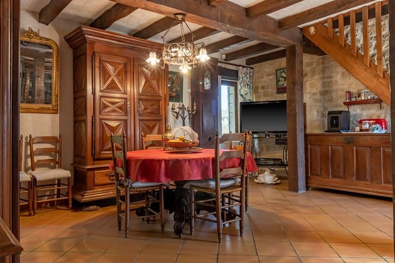 pigeonnier sinzelle - séjour