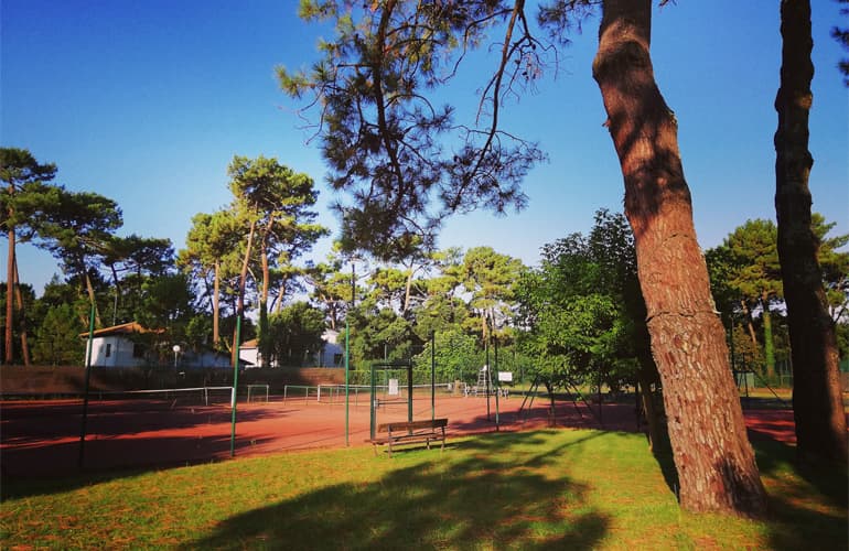 pins-tennis-770