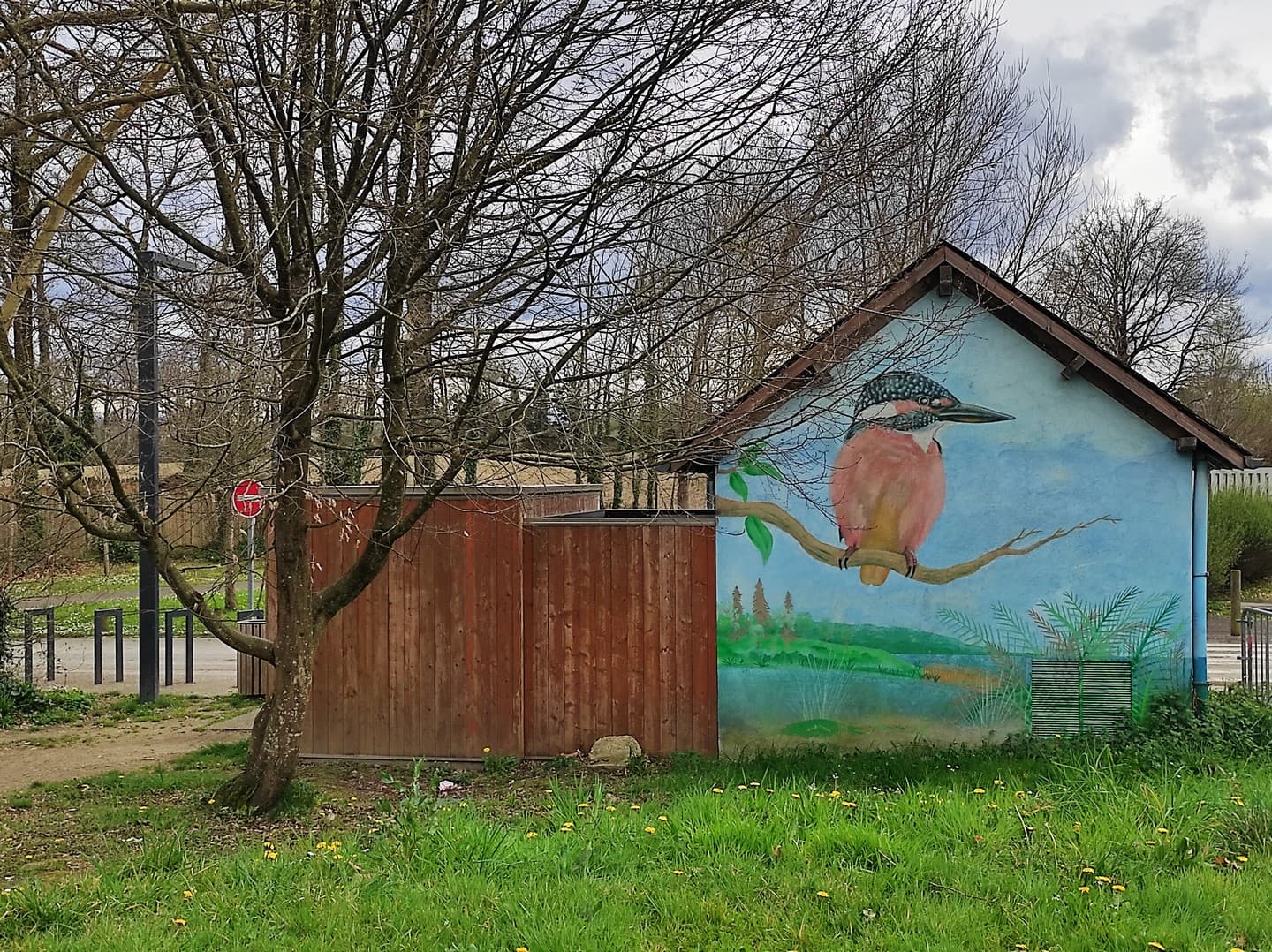 Aire de jeux lac des Carolins - Lescar - toilettes
