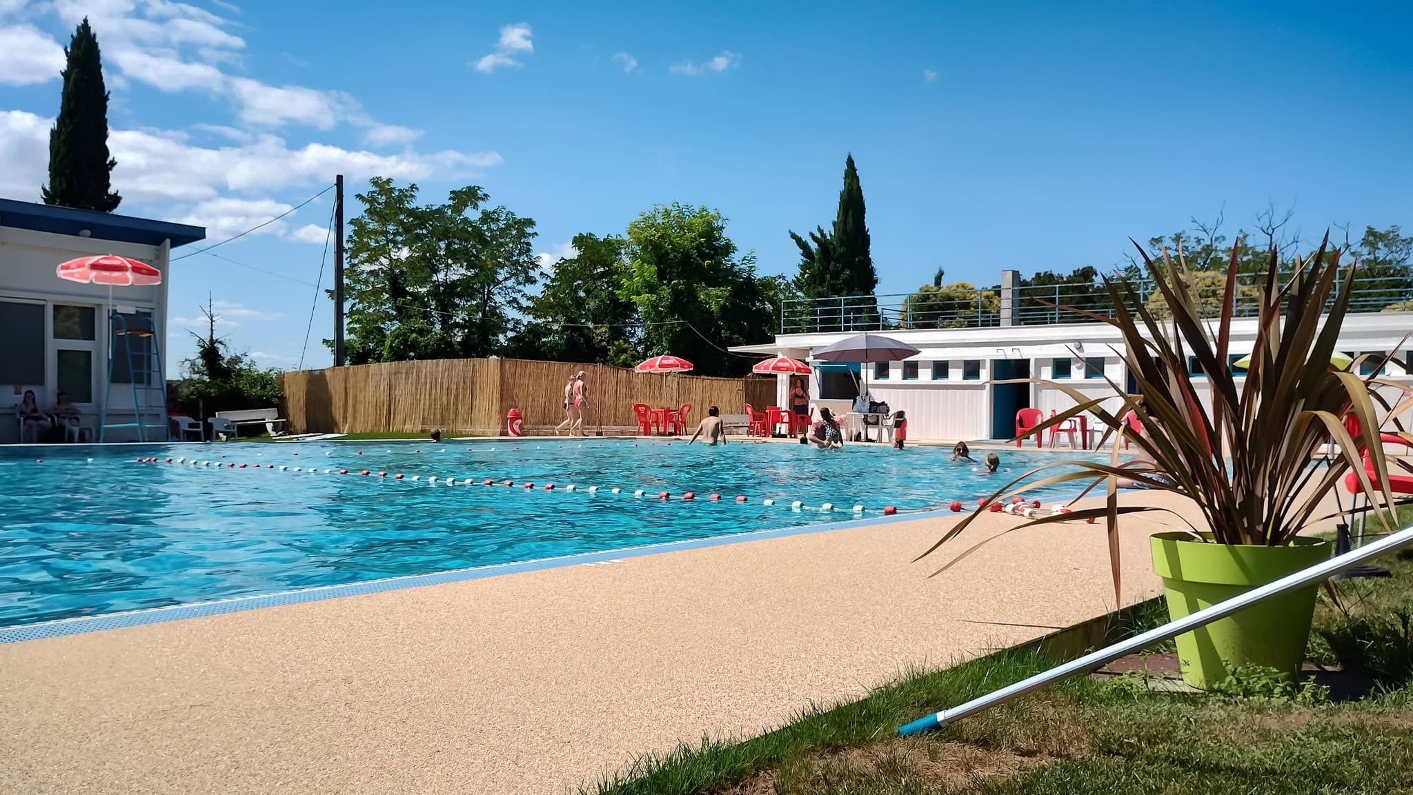 piscine de Moncrabeau