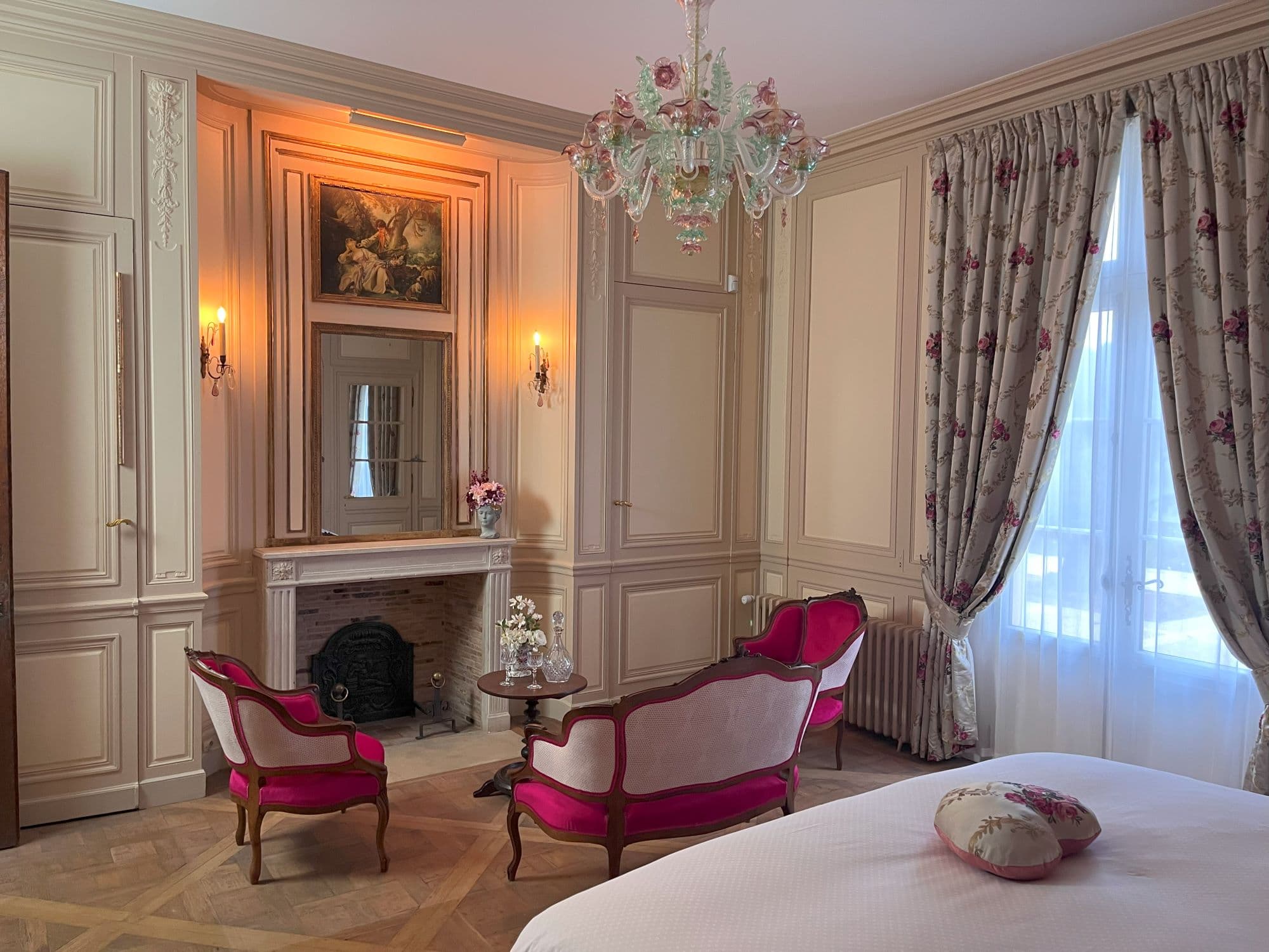 chambres-hotes-ecrin-lumiere-cheminée-campsegret-tourisme-vallee-isle