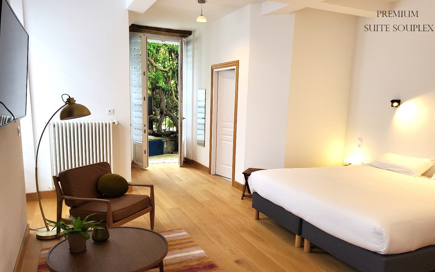 premium43suitesouplex