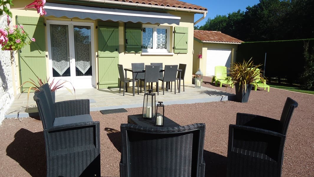 puysserampion-la lauriere-terrasse