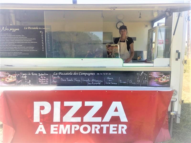 puysserampion-la-pizzaiola-des-campagnes-remorque