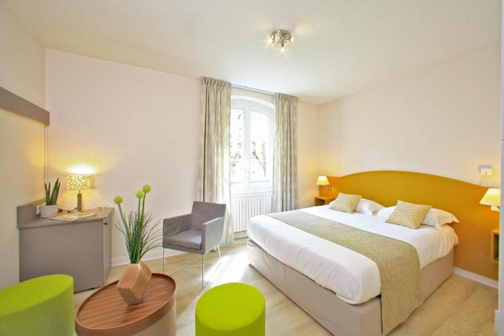 relaisduperigordnoir-chambre
