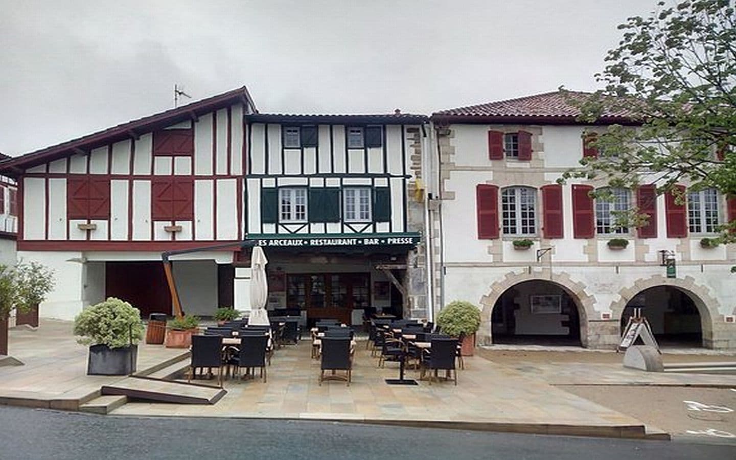 restaurant les Arceaux 1