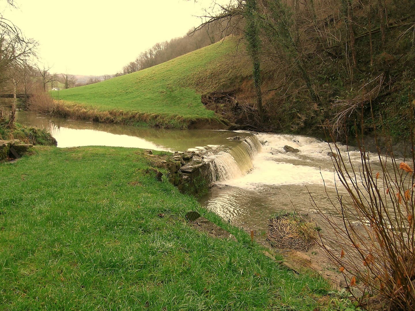 Gîte Pays Basque Soule ruisseau-2moulin-Laguinge