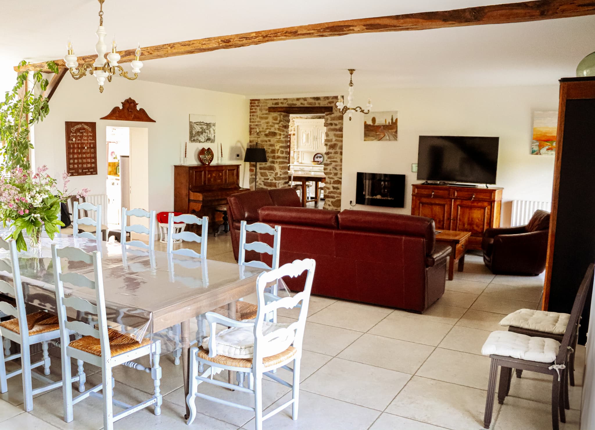 salle à manger, salon