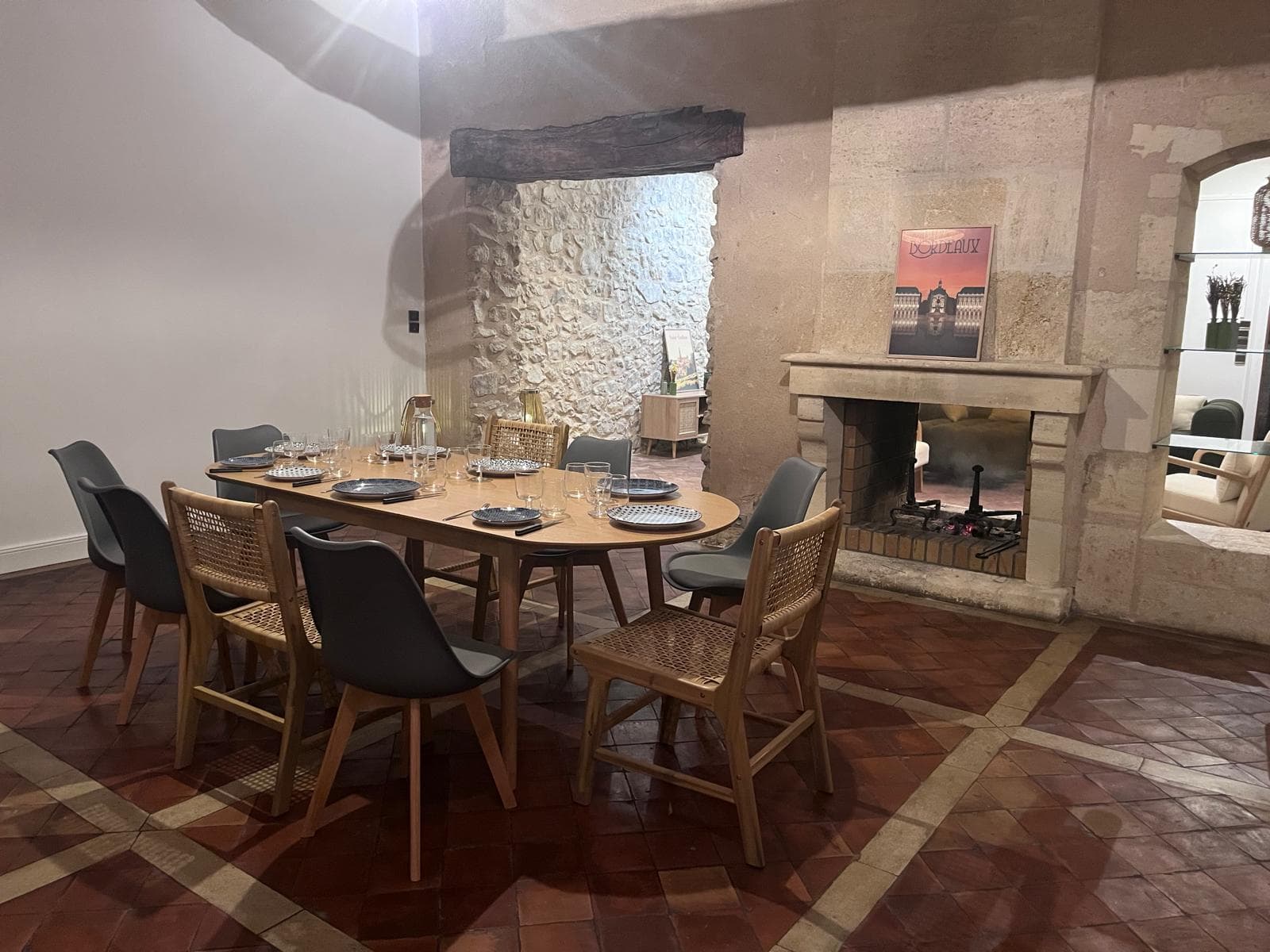 Domaine_des_Bruyères_salle a manger