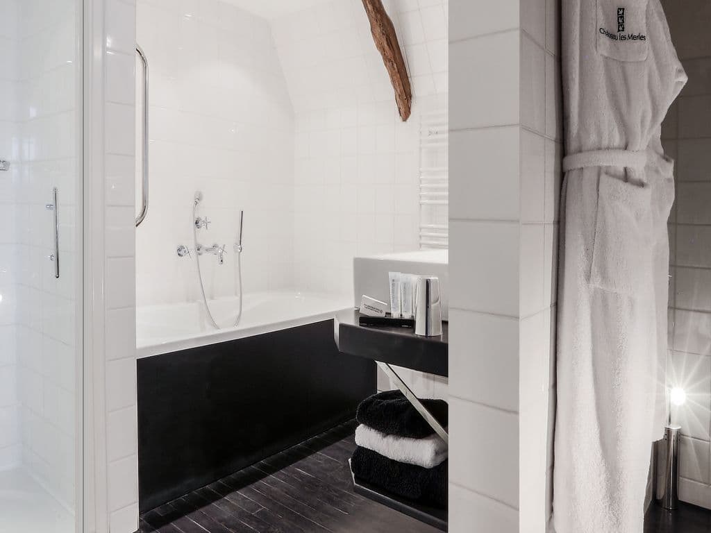 HOTEL CHATEAU LES MERLES