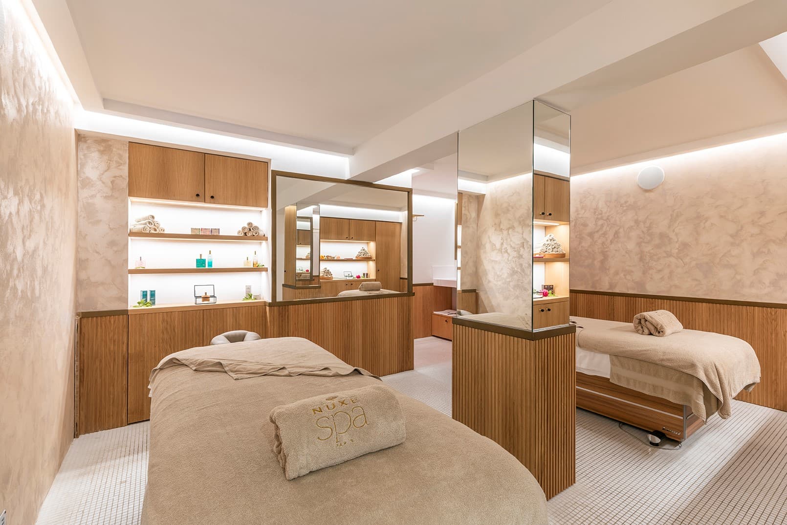 Salle de massage spa nuxe