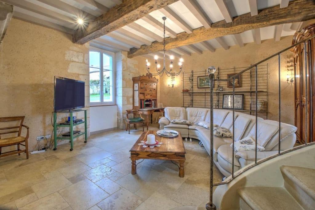 salle-séjour-moulin-de-villeverneix
