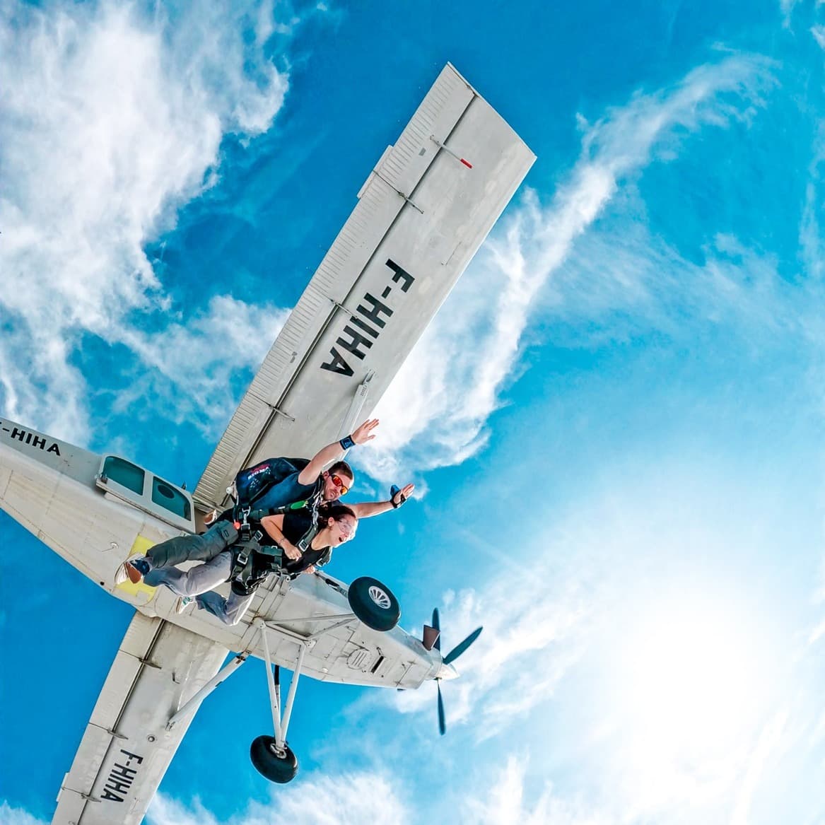 sky dive