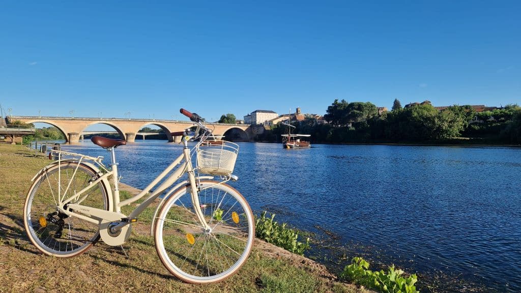Location vélos Bergerac électriques - musculaire - nouveau