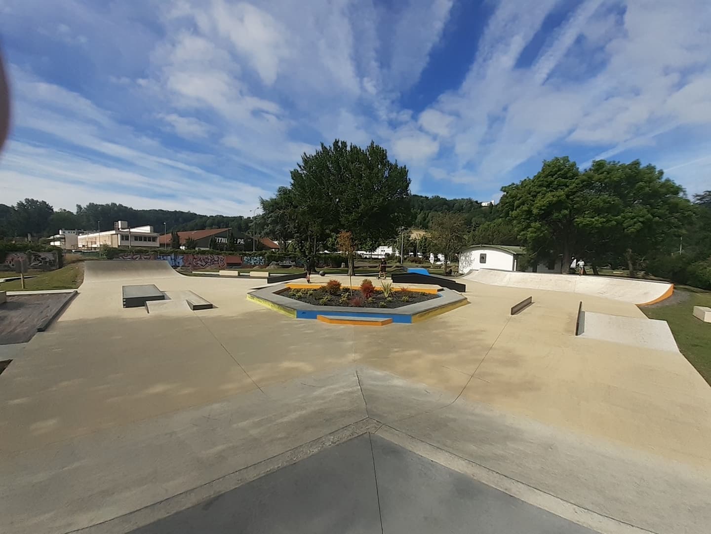 skate parc - jurançon - vue 2
