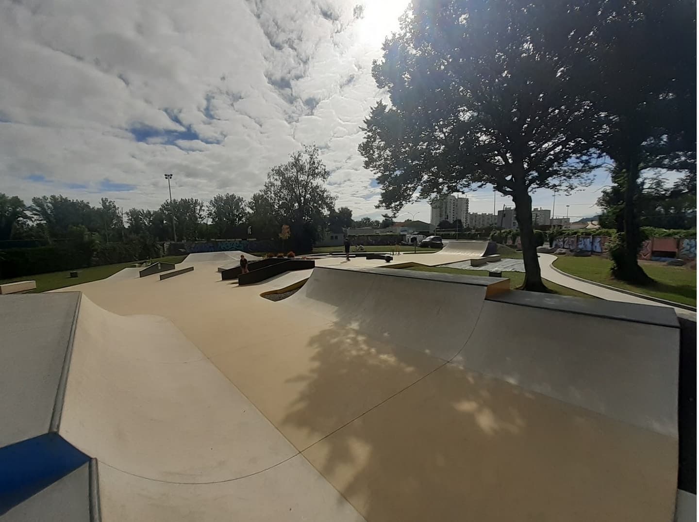 skate parc - jurançon - vue 3
