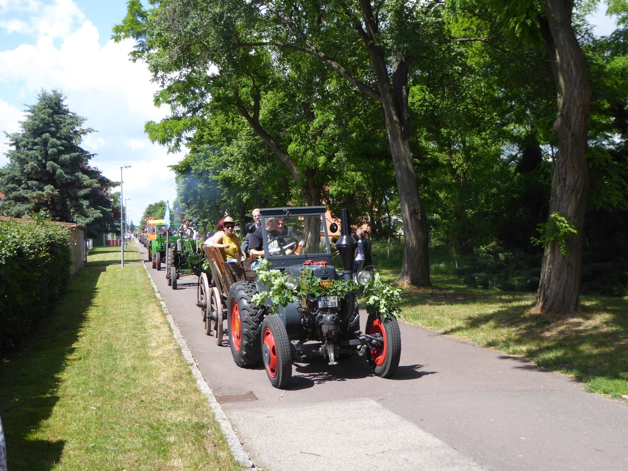 spirit111-tractors-2434163_1