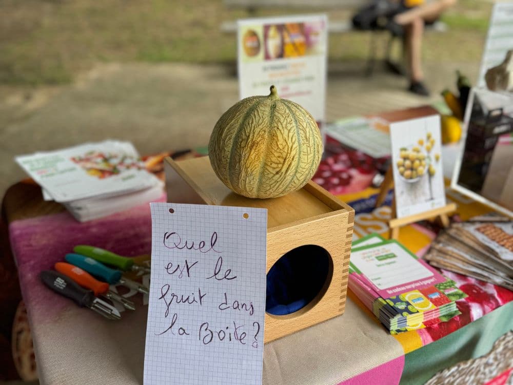 Stand fruits et légumes frais