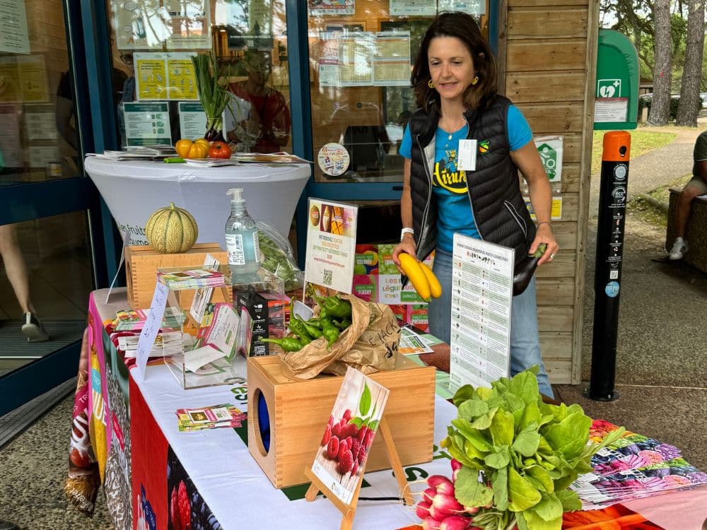 Stand fruits et légumes frais