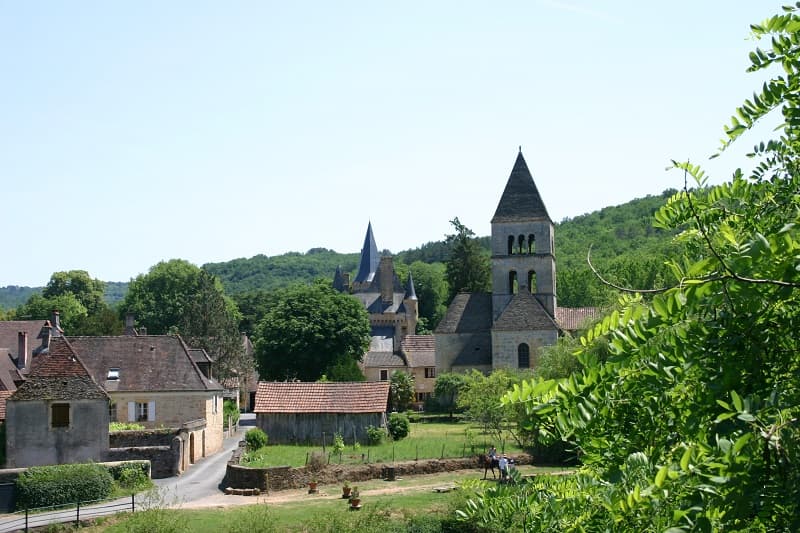 stleonsurvezere sirtaqui