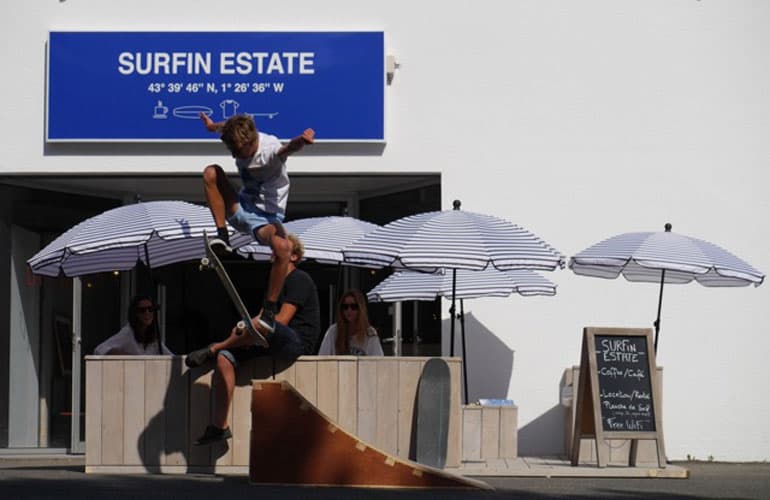 surfing-estate-3