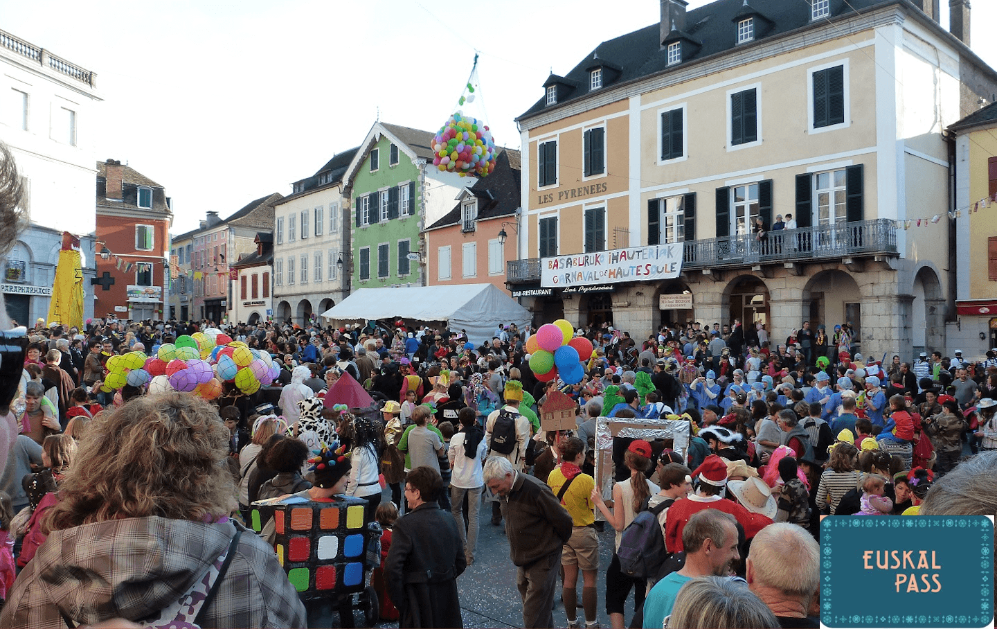 tardets place du village carnaval