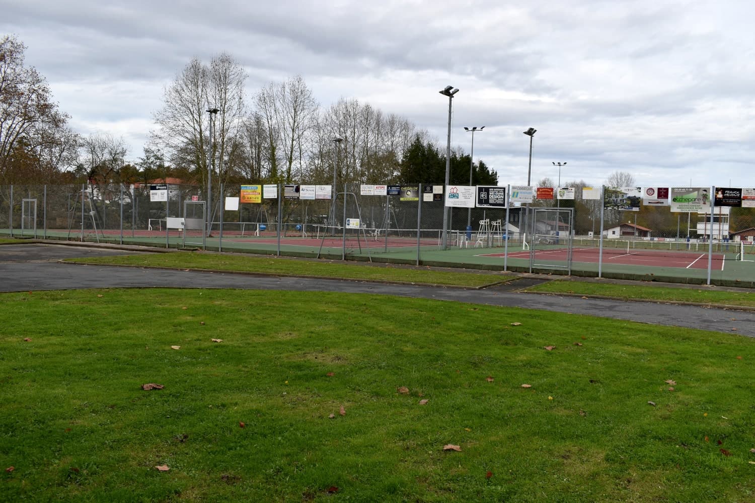 tennis-saintpalais