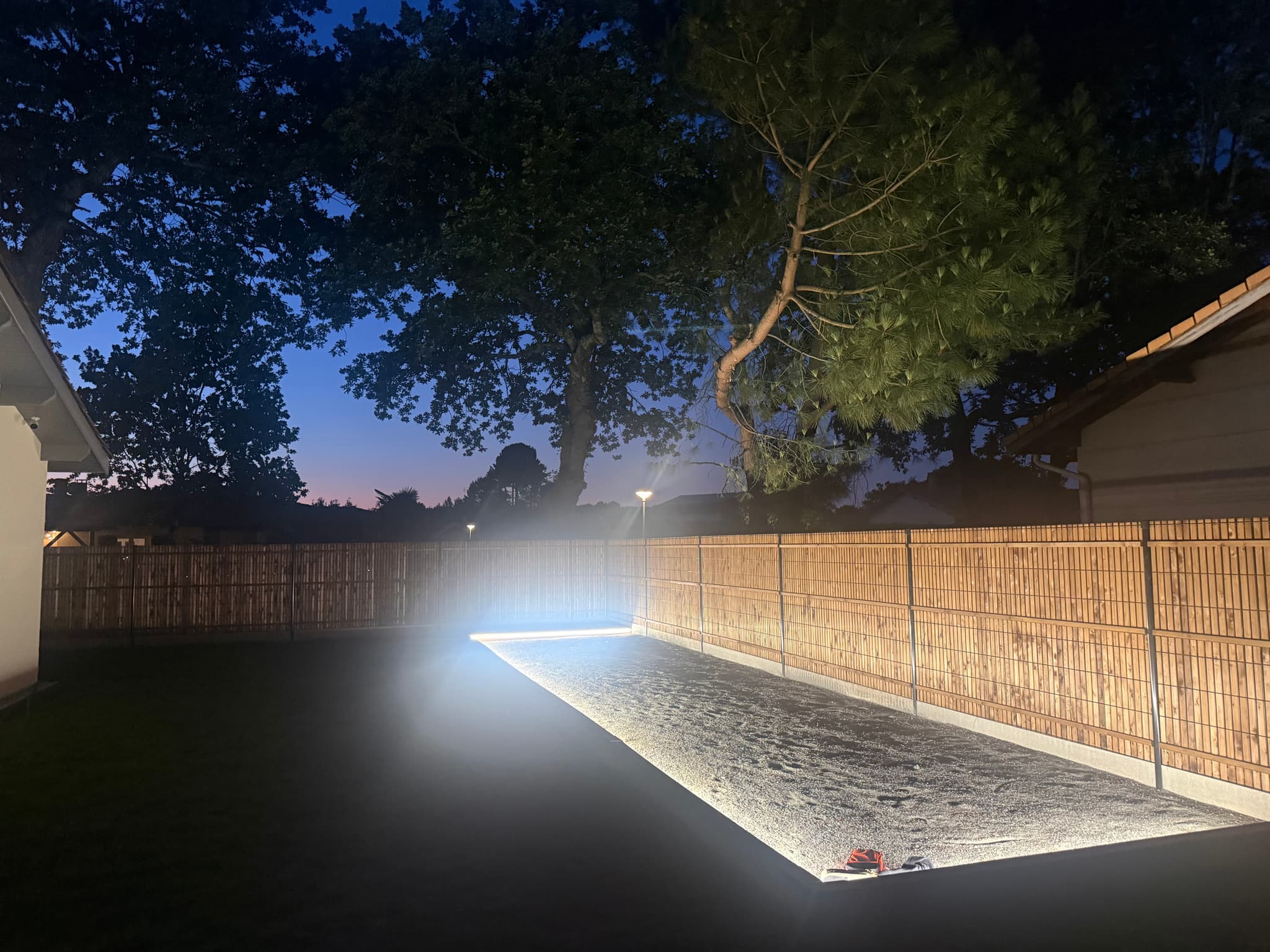 terrain pétanque nuit