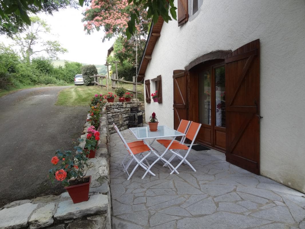 Salatua gîte montagne basque Musculdy terrase2