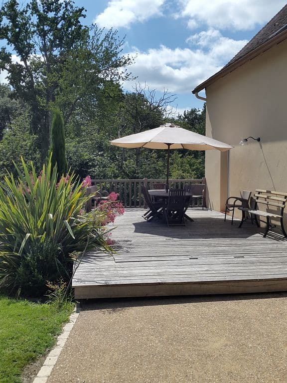 terrasse_decouverte_gitetalue_beleymas
