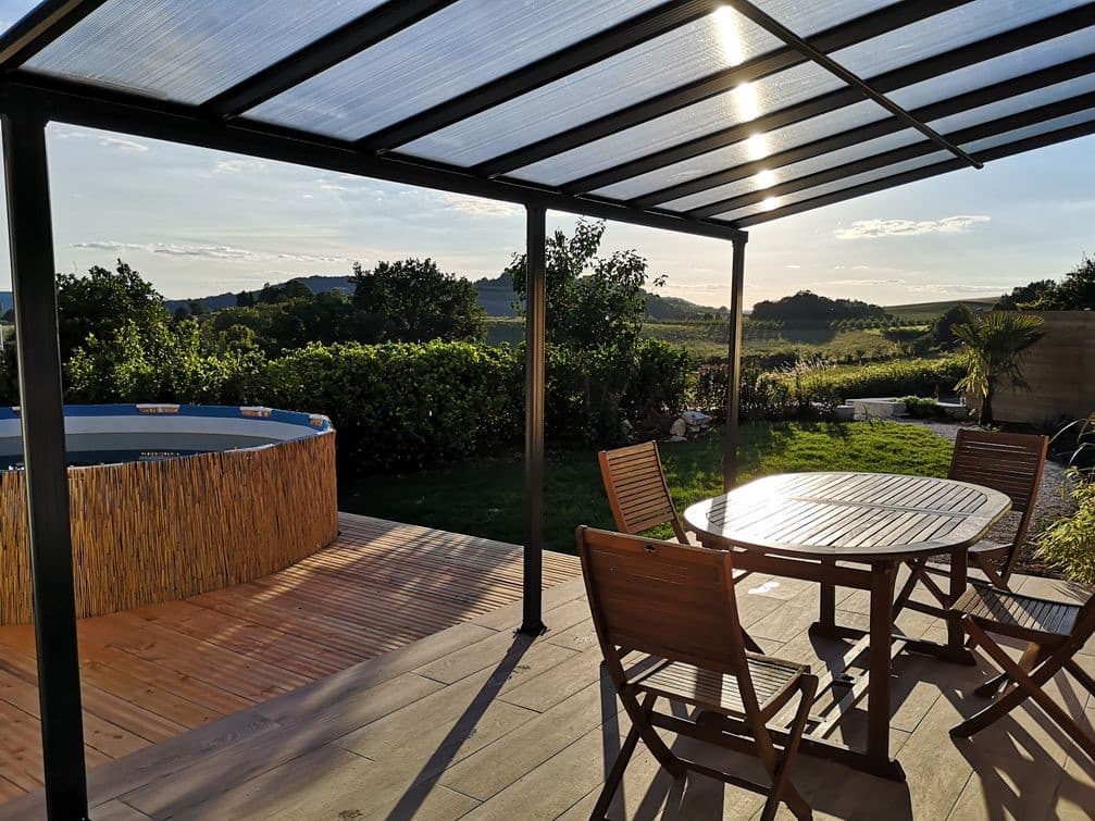 HLOAQU047V50GOM6_Cazideroque_Le Pigeonnier_Bezolles_terrasse