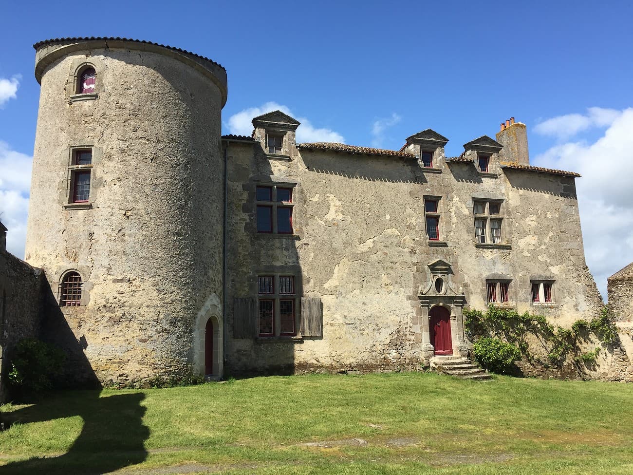 terves-logis-du-puy-blain-facade