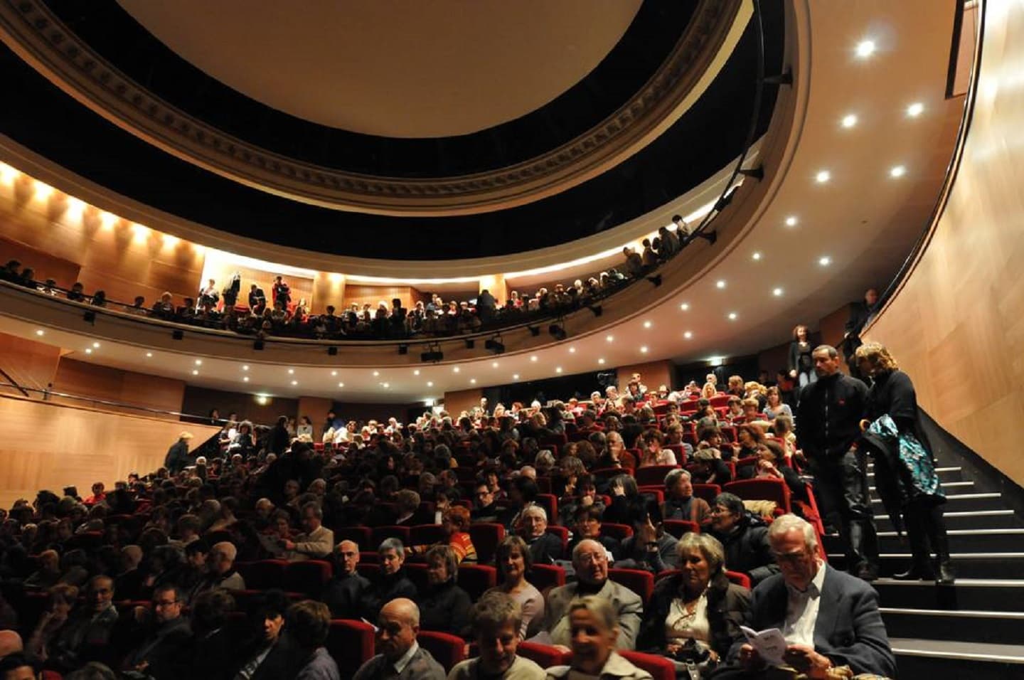 theatre4 AD