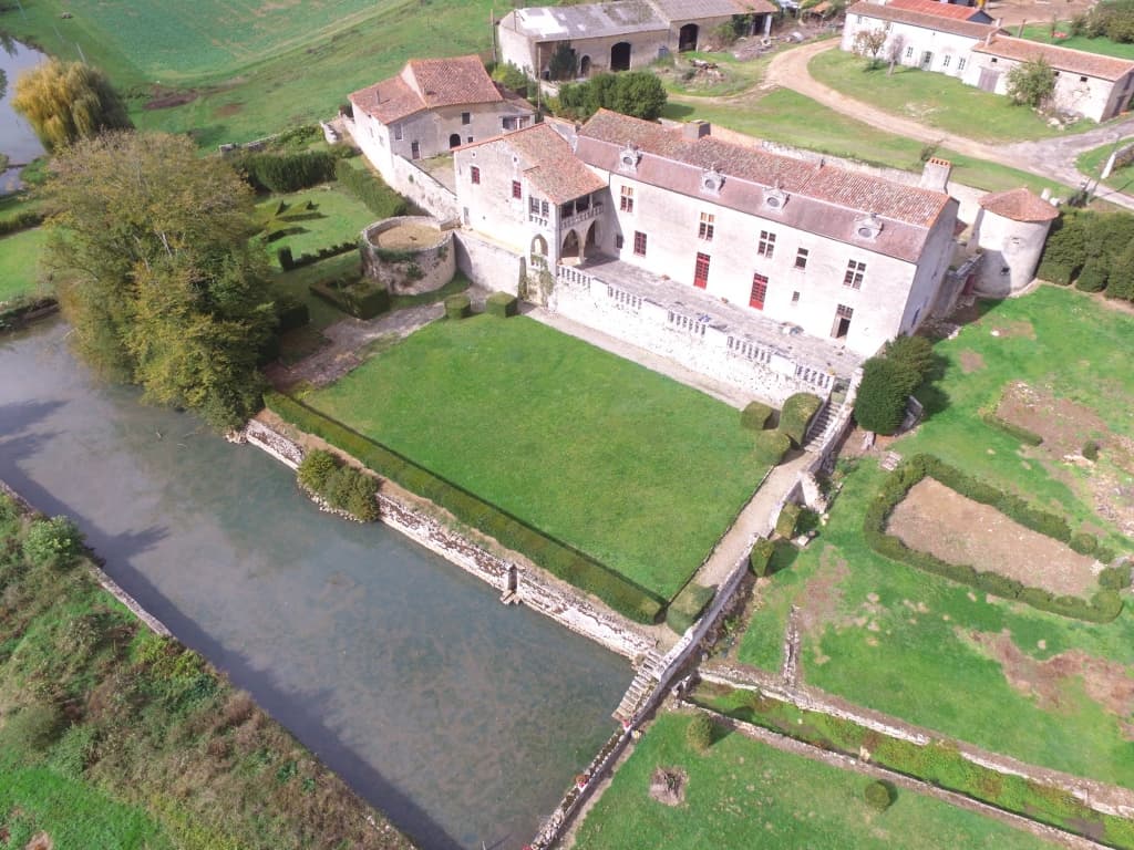 Château du Cibioux à Surin