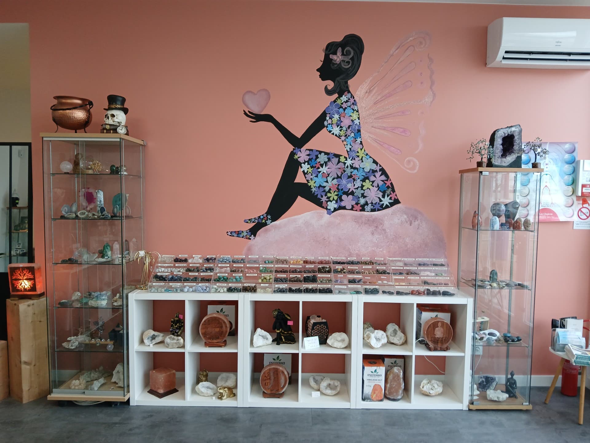 La Fée Laurie intérieur 1