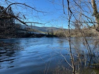 Notre belle rivière à Monceaux _33