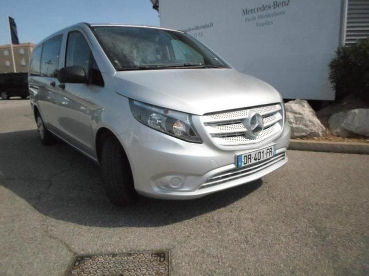 thumbnail_Mercedes Vito