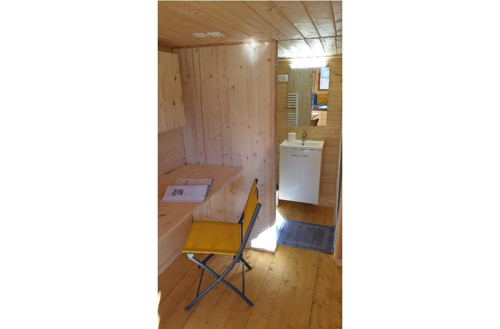 tiny_bureausdb
