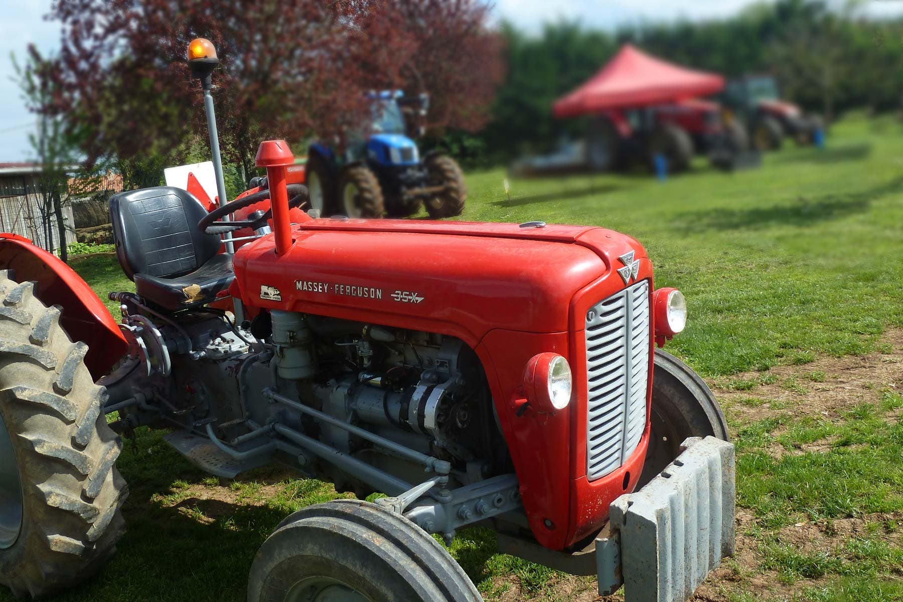 tracteur_la ferme Bidaud_Séverine Bidaud