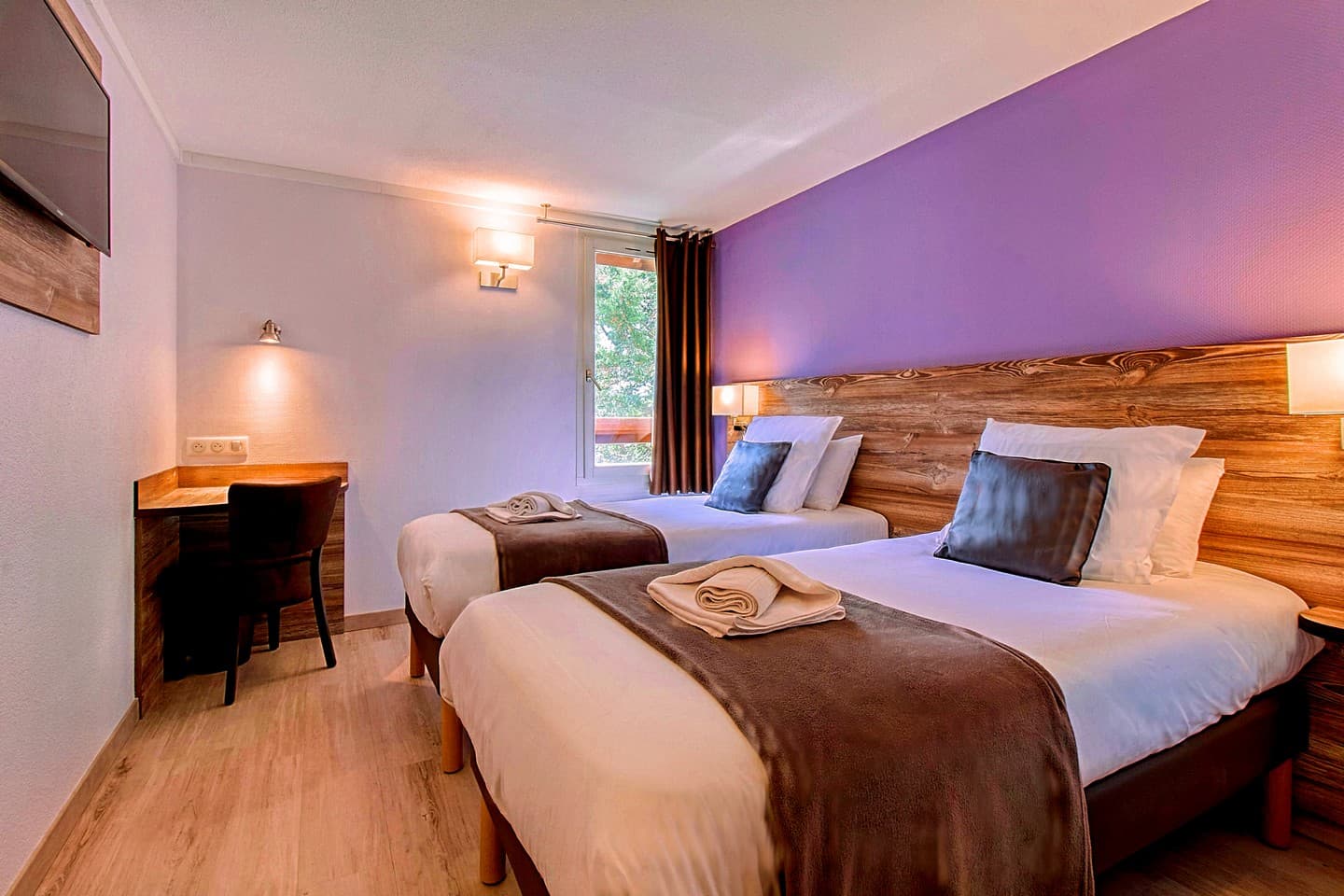 Brit Hôtel - Lons - chambre twin