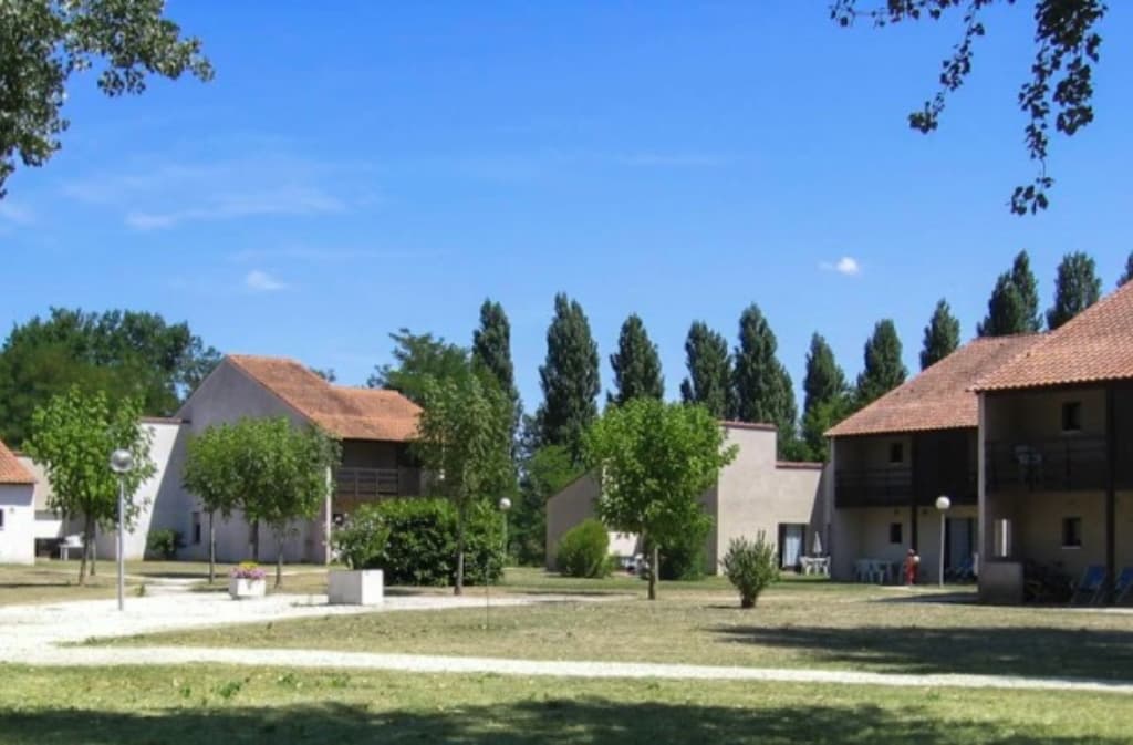 village_gîtes_bretou