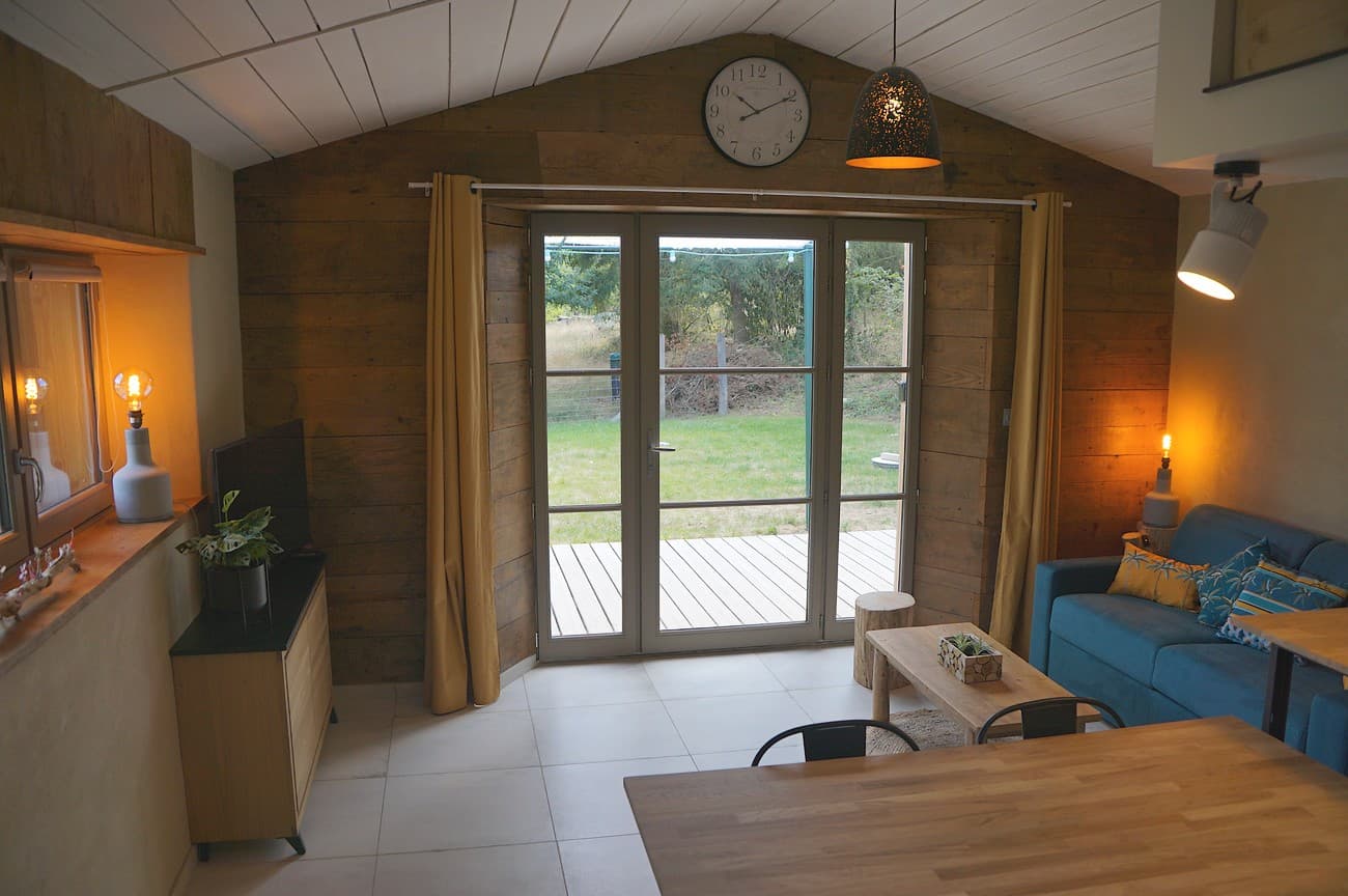 voulmentin-gite-le-pas-de-la-mule-salon